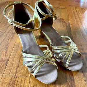 Women’s size 7 dance shoes